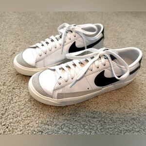 Women’s Nike Blazer Low